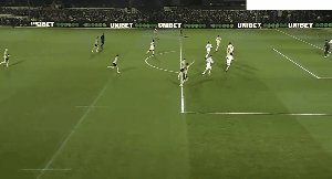 IM电竞-【足总杯】纽波特2比4曼联 安东尼传射梅努破门