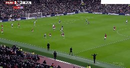 1708793843791087891.gif IM电竞平台-【英超】马圭尔破门伊沃比绝杀 曼联1比2富勒姆